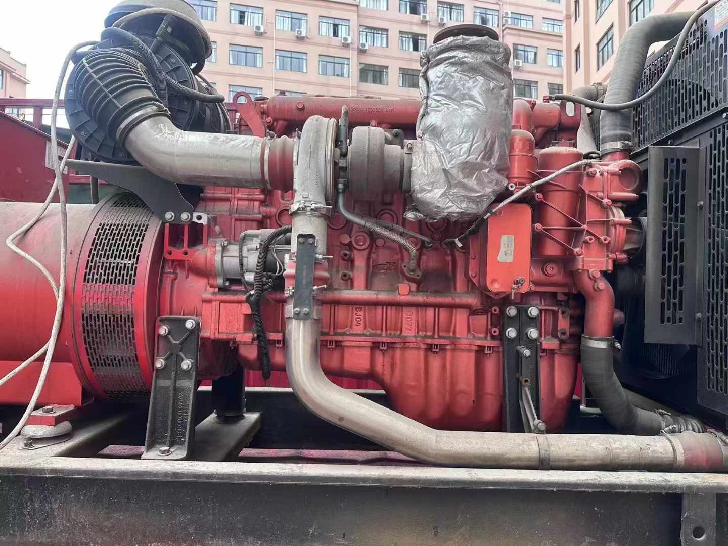 绥滨如何选择适合 600kW 柴油发电机组的过载保护器？