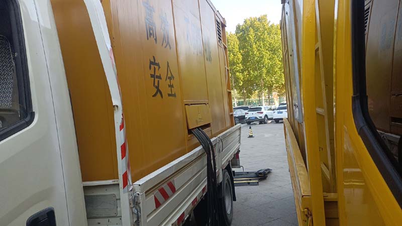 绥滨如何判断柴油发电机组和UPS电源的切换时间是否符合要求？